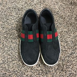 GUCCI LOGO SNEAKERS